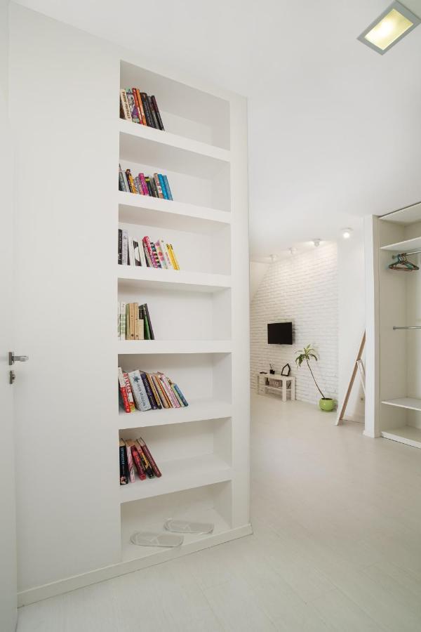 White Attic Apartment 오데사 외부 사진